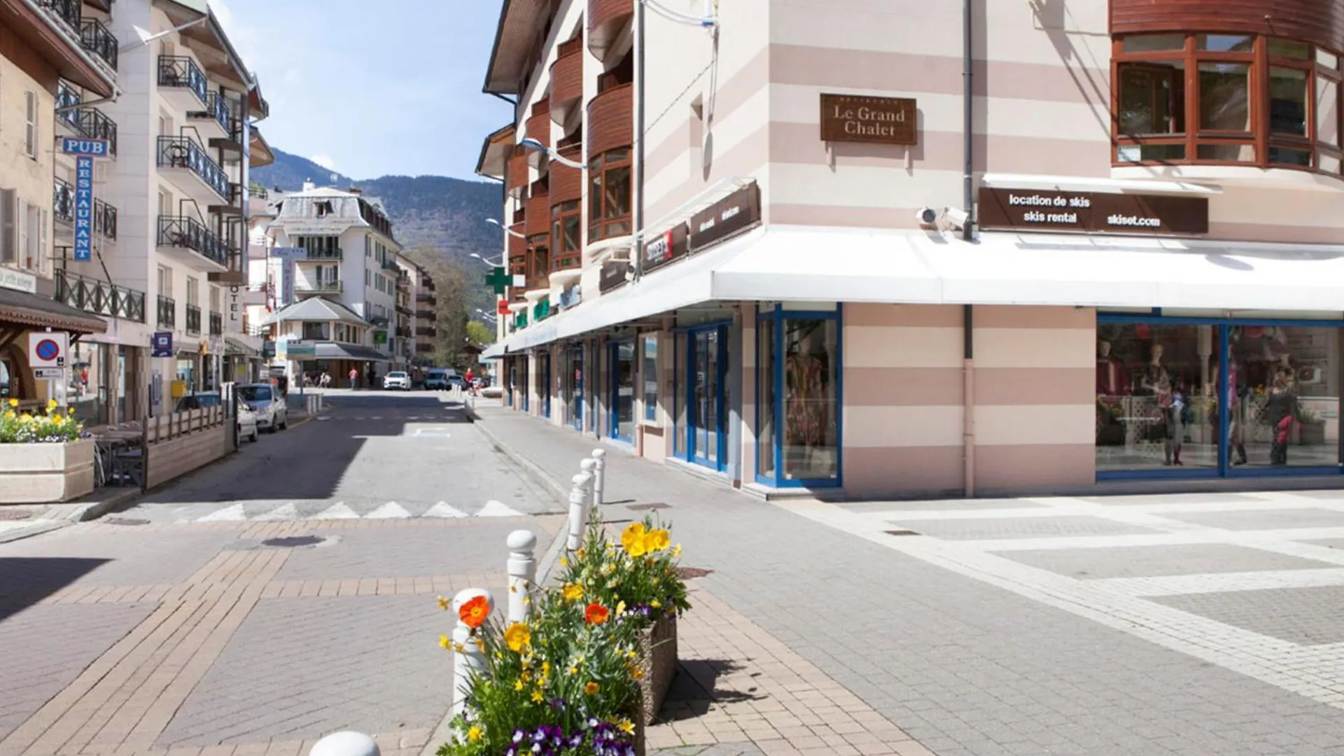 Apartment Studio Renove 4 Pers Avec Balcon, Wifi, Proche Telecabine Et Spa - Brides-Les-Bains - Fr-1-512-160