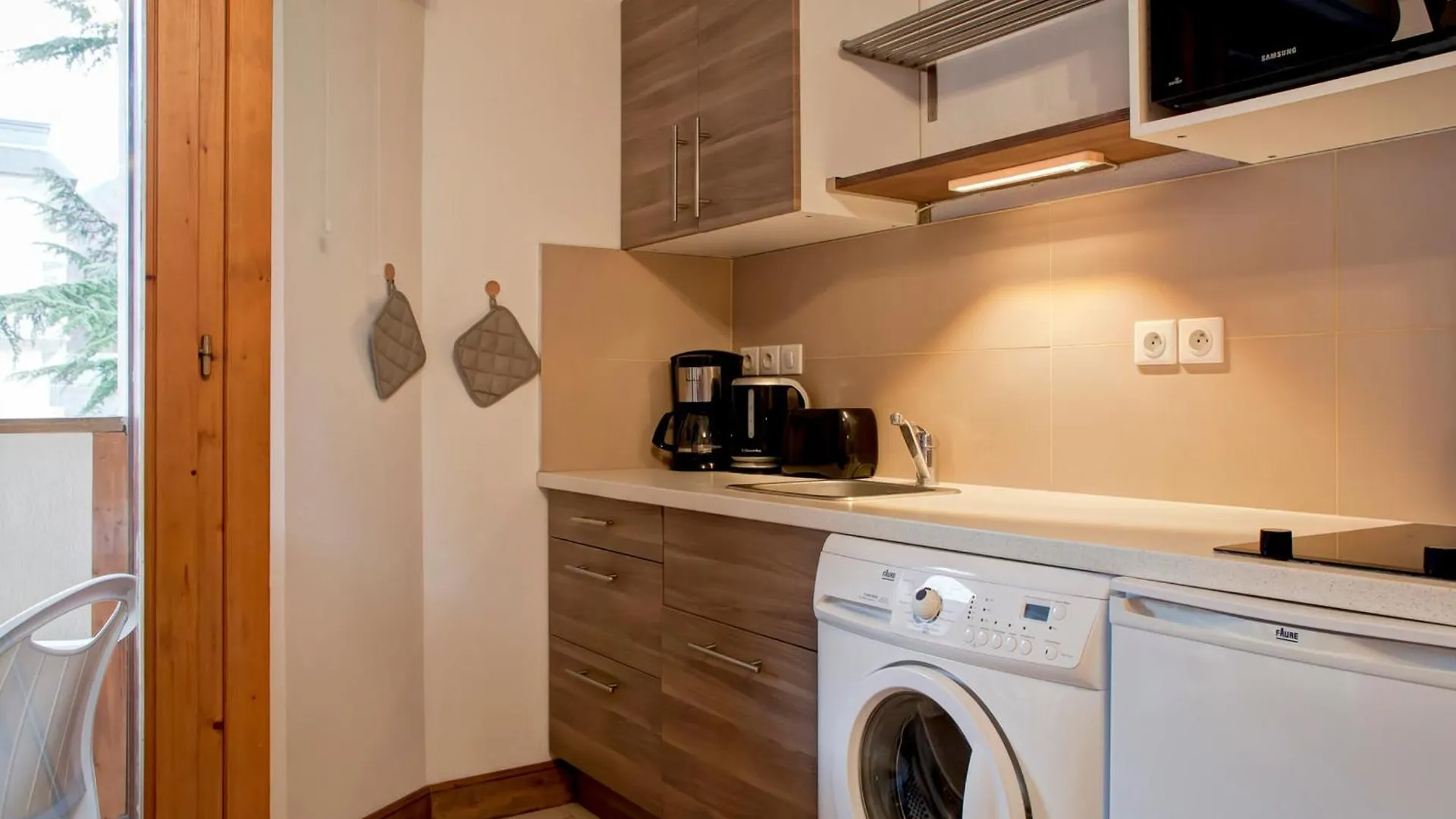 Studio Renove 4 Pers Avec Balcon, Wifi, Proche Telecabine Et Spa - Brides-Les-Bains - Fr-1-512-160 France